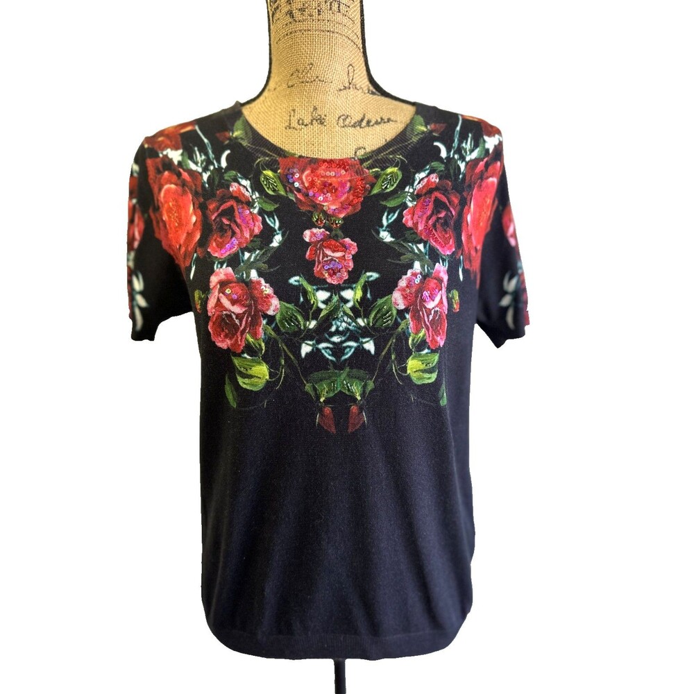 Lafty Lie Black Red & Green Floral Print w/Sequin Short Sleeve Sweater Top Sz 10